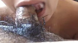 Tiga, dua puting di  ...