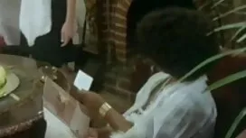 Kegembiraan cinta pa ...