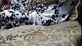 Putih, dua laki-laki ...