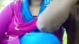 Muda isap di jilbab  ...