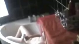 Menjilat cikaro sang ...