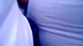 Orang-orang akan baj ...