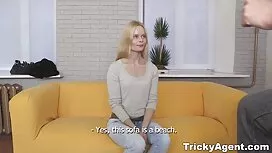 Dengan tante sangap  ...